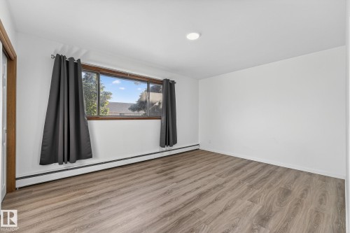 12410 134 Avenue, Edmonton, AB - Indoor Photo Showing Other Room