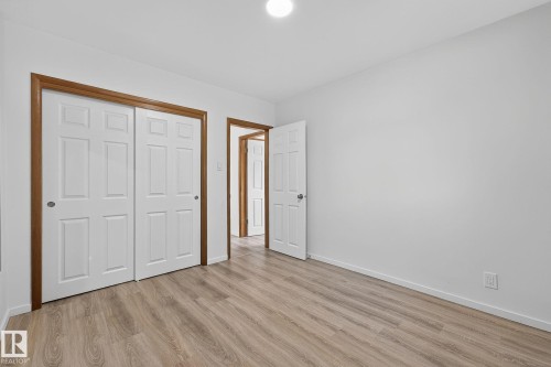 12410 134 Avenue, Edmonton, AB - Indoor Photo Showing Other Room