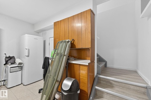 12410 134 Avenue, Edmonton, AB - Indoor