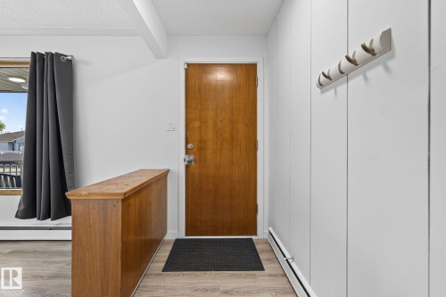 12410 134 Avenue, Edmonton, AB - Indoor Photo Showing Other Room