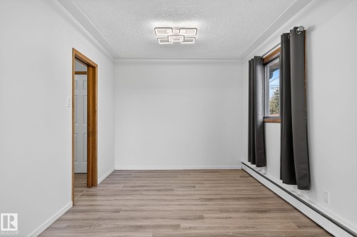 12410 134 Avenue, Edmonton, AB - Indoor Photo Showing Other Room