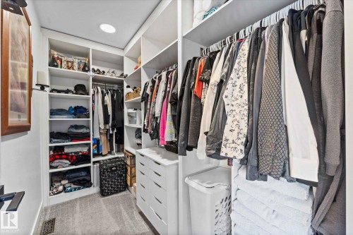 9 Brunswyck Crescent, Spruce Grove, AB - Indoor With Storage