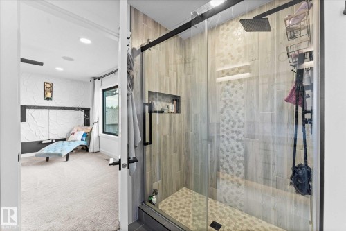 9 Brunswyck Crescent, Spruce Grove, AB - Indoor Photo Showing Bathroom