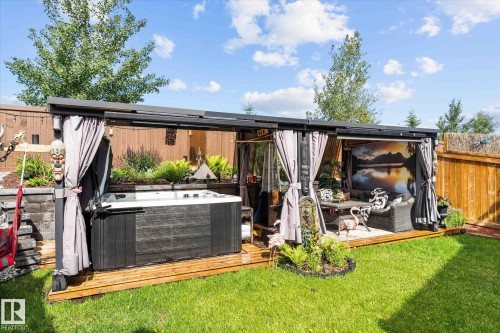 9 Brunswyck Crescent, Spruce Grove, AB - Outdoor