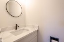 13341 47 Street, Edmonton, AB  - Indoor Photo Showing Bathroom 