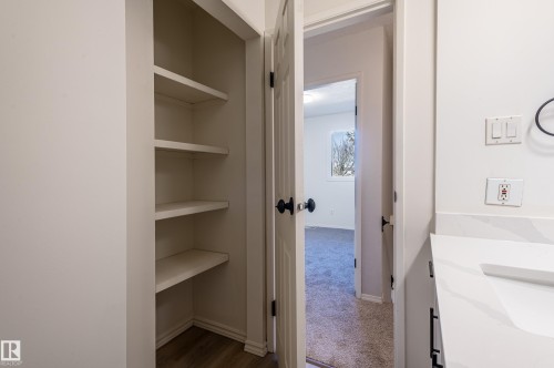 13341 47 Street, Edmonton, AB - Indoor