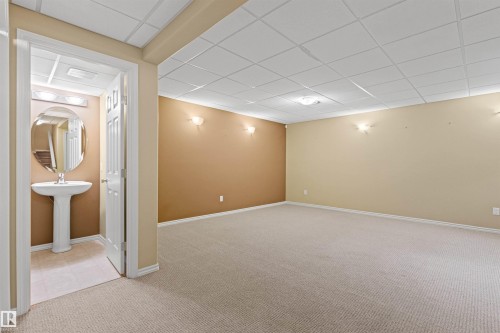 63 1128 156 Street, Edmonton, AB - Indoor