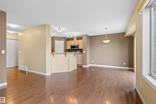 63 1128 156 Street, Edmonton, AB - Indoor Photo Showing Kitchen