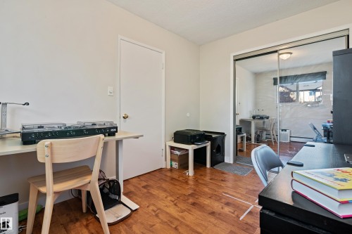 10 5635 105 Street, Edmonton, AB - Indoor Photo Showing Office