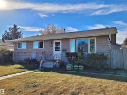 190 CLAREVIEW Road  Edmonton, AB T5A 3Y5