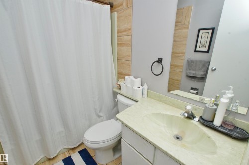 190 Clareview Road, Edmonton, AB - Indoor Photo Showing Bathroom