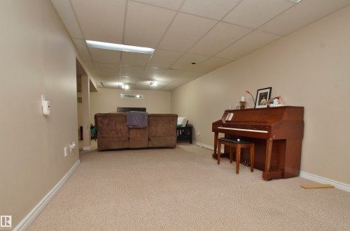 190 Clareview Road, Edmonton, AB - Indoor Photo Showing Other Room