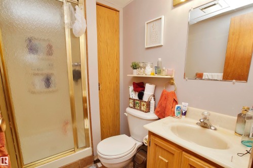 190 Clareview Road, Edmonton, AB - Indoor Photo Showing Bathroom