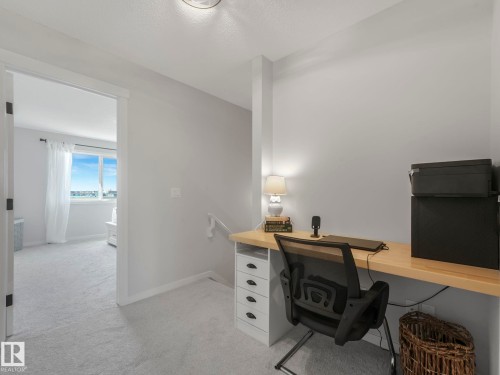 112 Santana Crescent, Fort Saskatchewan, AB - Indoor Photo Showing Office