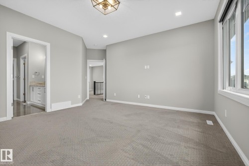 3419 Chickadee Drive, Edmonton, AB - Indoor Photo Showing Other Room