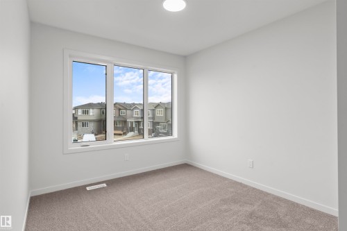 22931 80 Avenue, Edmonton, AB - Indoor Photo Showing Other Room