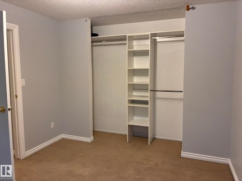 17 10721 116 Street, Edmonton, AB - Indoor