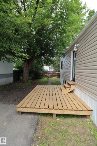 714 West Ridge Place Nw, Edmonton, AB - Outdoor With Deck Patio Veranda
