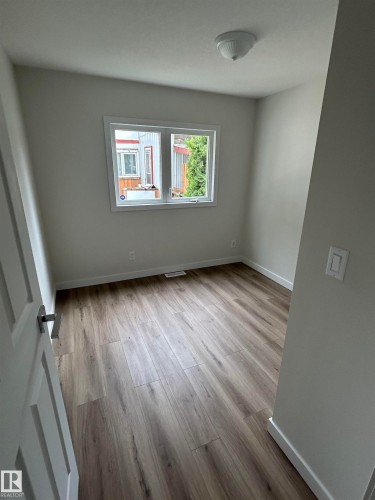 714 West Ridge Place Nw, Edmonton, AB - Indoor Photo Showing Other Room