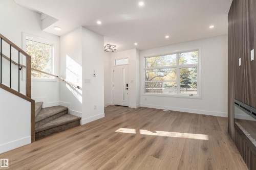 12031 124 Street, Edmonton, AB - Indoor Photo Showing Other Room