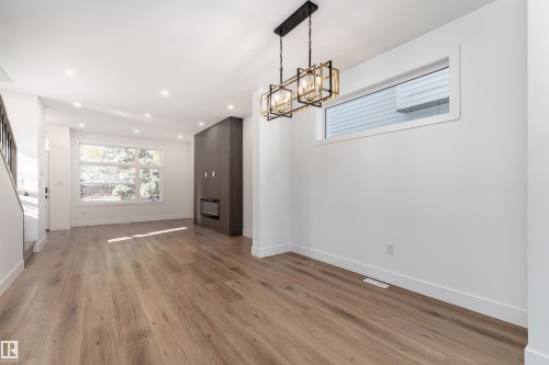12031 124 Street, Edmonton, AB - Indoor Photo Showing Other Room