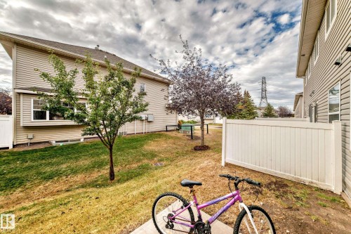 72 230 Edwards Drive, Edmonton, AB - Outdoor