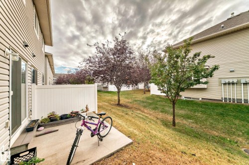 72 230 Edwards Drive, Edmonton, AB - Outdoor