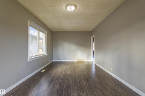 12716 12718 94 Street, Edmonton, AB - Indoor Photo Showing Other Room