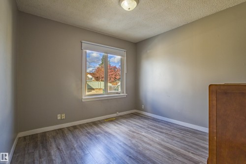 12716 12718 94 Street, Edmonton, AB - Indoor Photo Showing Other Room