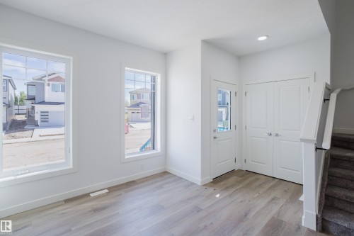 263 Munn Way, Leduc, AB - Indoor Photo Showing Other Room