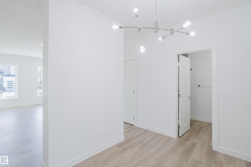 263 Munn Way, Leduc, AB - Indoor Photo Showing Other Room