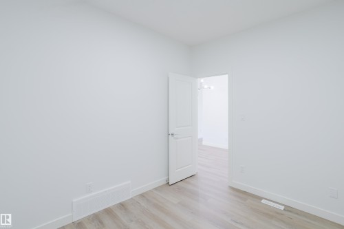 263 Munn Way, Leduc, AB - Indoor Photo Showing Other Room