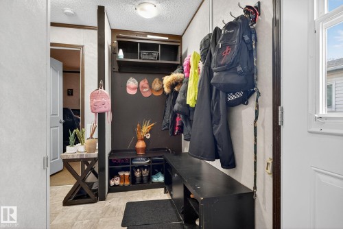 133 Willow Park Estates, Leduc, AB - Indoor