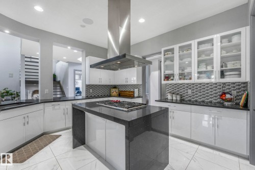 3510 Watson Point(E), Edmonton, AB - Indoor Photo Showing Kitchen