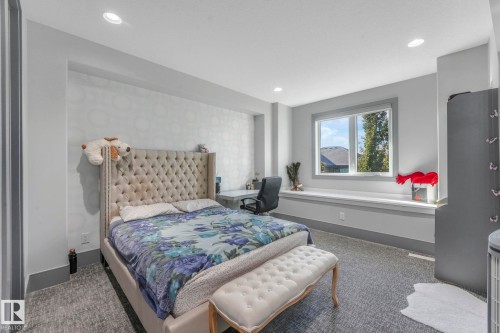 3510 Watson Point(E), Edmonton, AB - Indoor Photo Showing Bedroom