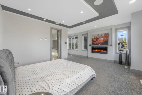 3510 Watson Point(E), Edmonton, AB - Indoor Photo Showing Bedroom