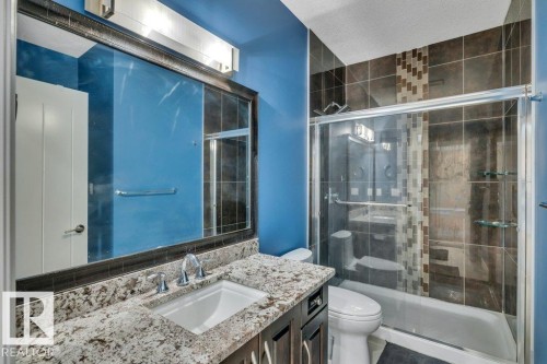 1211 Adamson Drive, Edmonton, AB - Indoor Photo Showing Bathroom