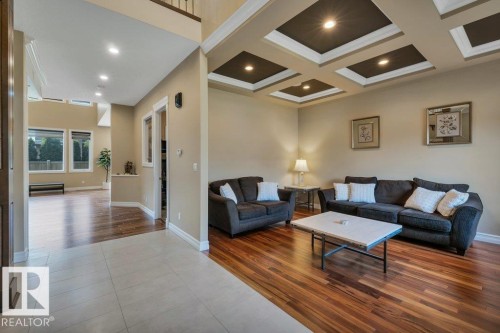 1211 Adamson Drive, Edmonton, AB - Indoor Photo Showing Living Room