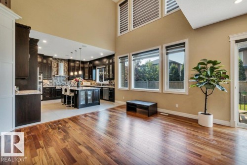 1211 Adamson Drive, Edmonton, AB - Indoor