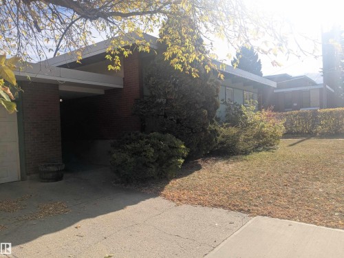 8311 96 Street, Edmonton, AB - Outdoor