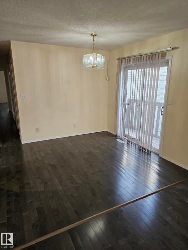 Edmonton, AB - Indoor Photo Showing Other Room