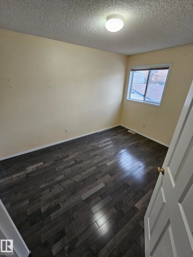 Edmonton, AB - Indoor Photo Showing Other Room