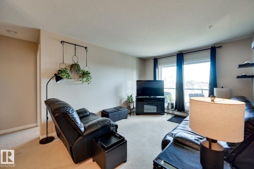 317 1204 156 Street, Edmonton, AB - Indoor Photo Showing Living Room