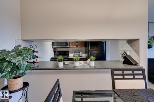 317 1204 156 Street, Edmonton, AB - Indoor Photo Showing Kitchen