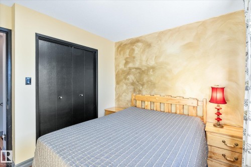 3018 110A Street, Edmonton, AB - Indoor Photo Showing Bedroom