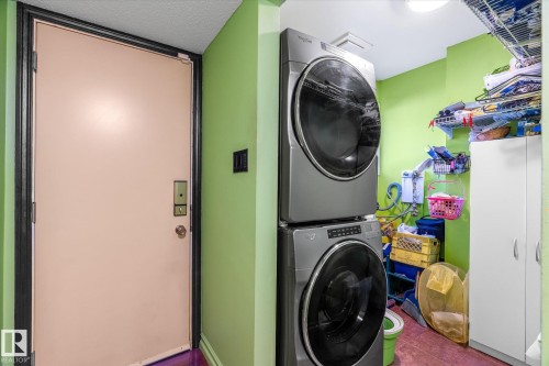 3018 110A Street, Edmonton, AB - Indoor Photo Showing Laundry Room