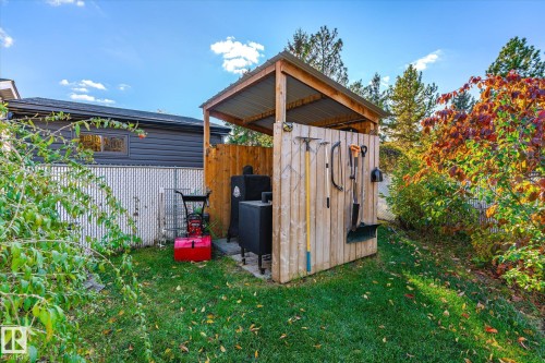 3018 110A Street, Edmonton, AB - Outdoor