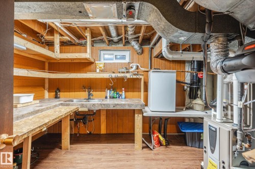 3018 110A Street, Edmonton, AB - Indoor