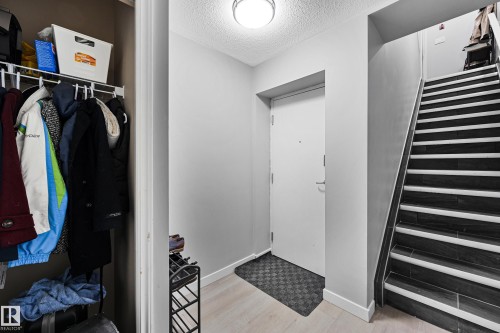 91 13825 155 Ave, Edmonton, AB - Indoor Photo Showing Other Room
