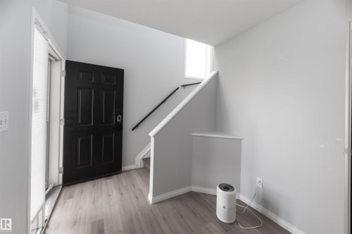 3729 138A Avenue, Edmonton, AB - Indoor Photo Showing Other Room